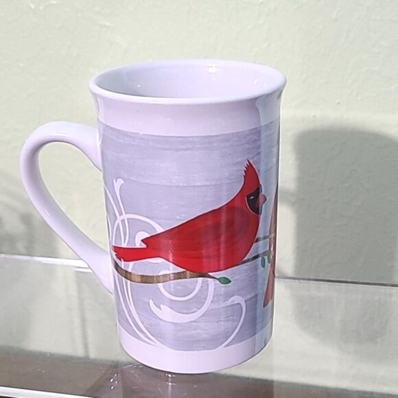 Royal Norfolk Red Cardinal Mug - Picture 3 of 5